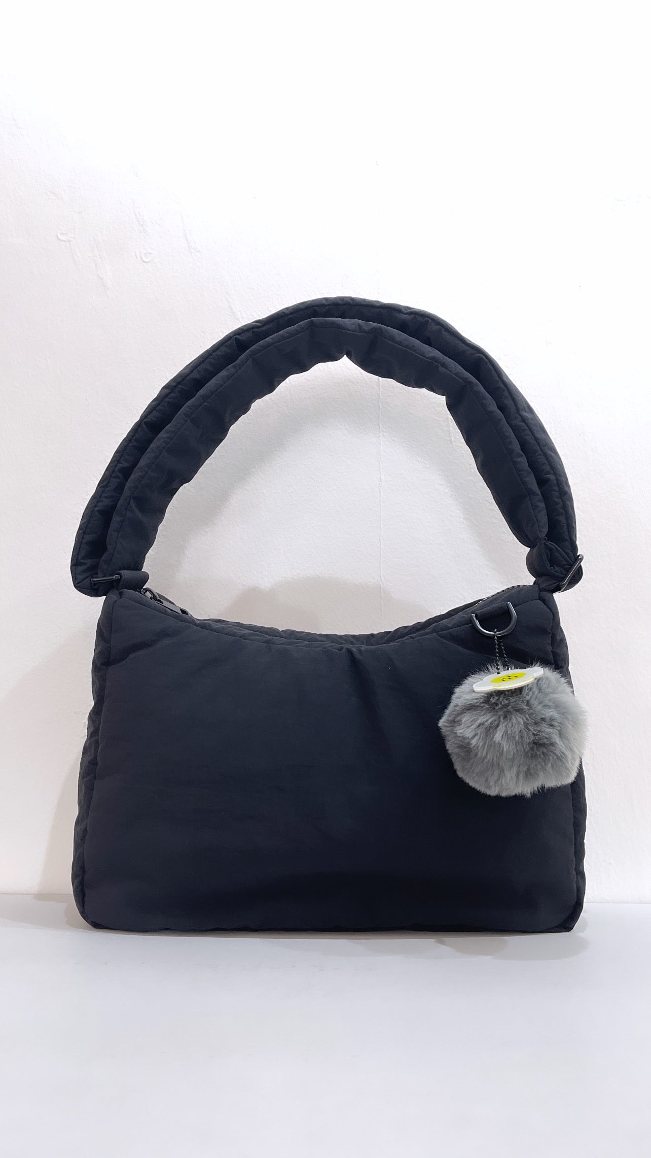 Medium Cozy Puffy Bag