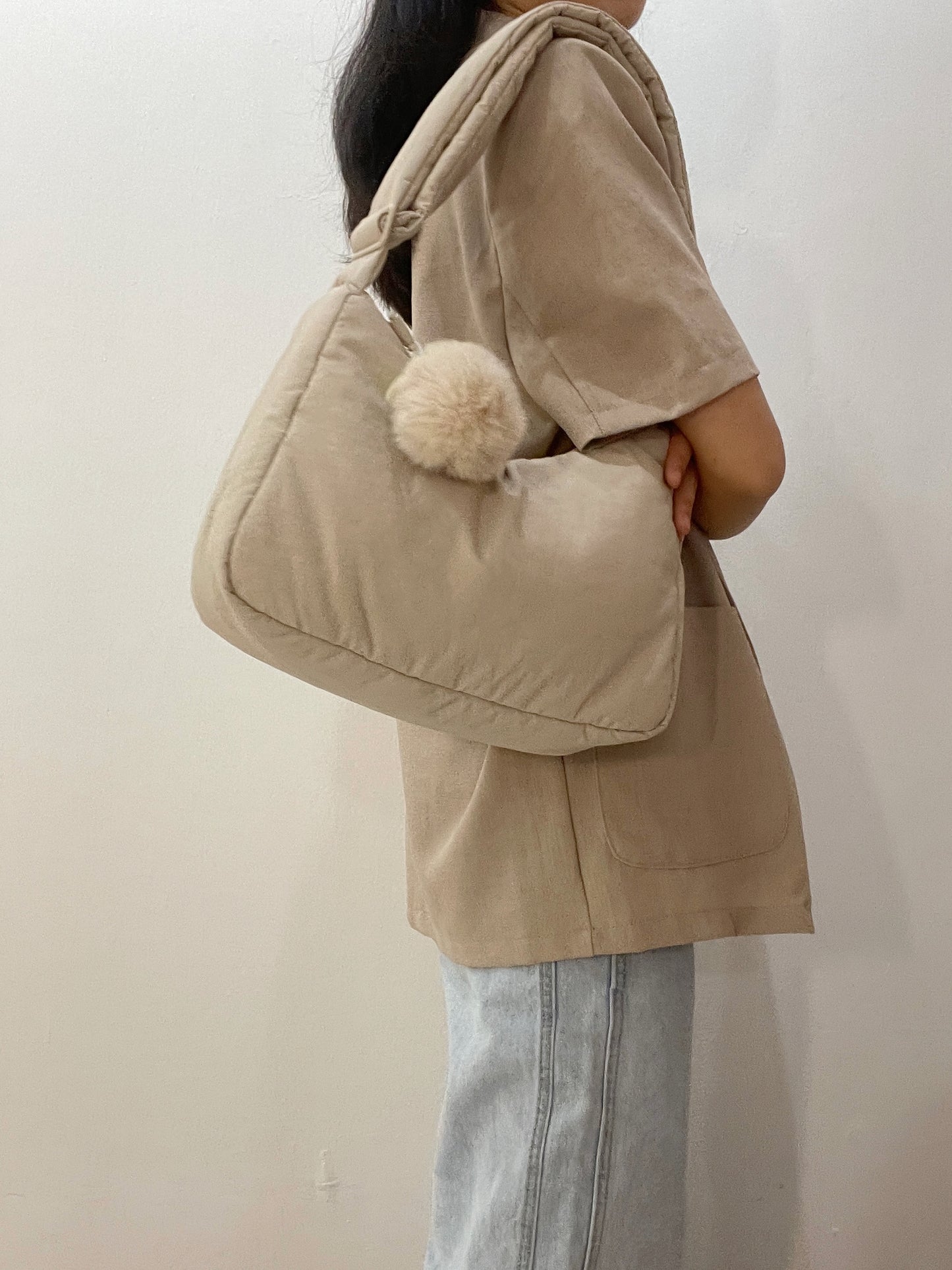 Medium Cozy Puffy Bag